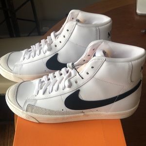 Nike Blazer mid 77 white/black sail - Women’s size 8.5 / Men’s size 7